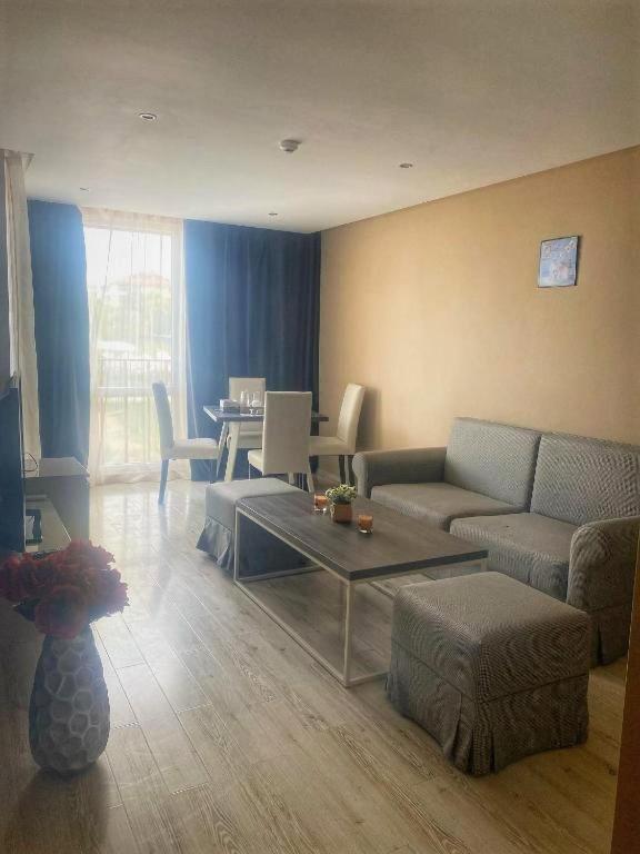Sea View Apartment In Paradiso Nesebar Exterior photo